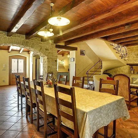 Altura Holiday home Liznjan
