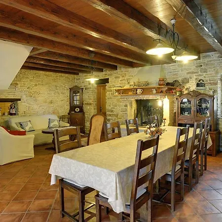 Altura Vakantiehuis Ližnjan