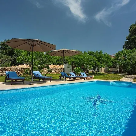 Altura Villa Ližnjan